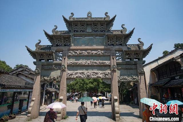 西方大卡车找字母